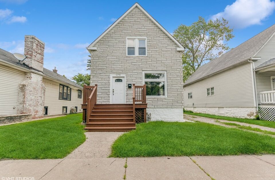 Properties in chicago